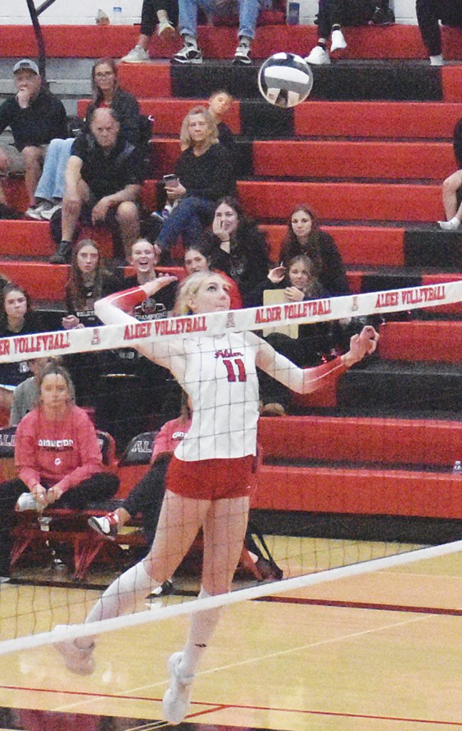 Pioneer spikers topple Eastmoor Academy